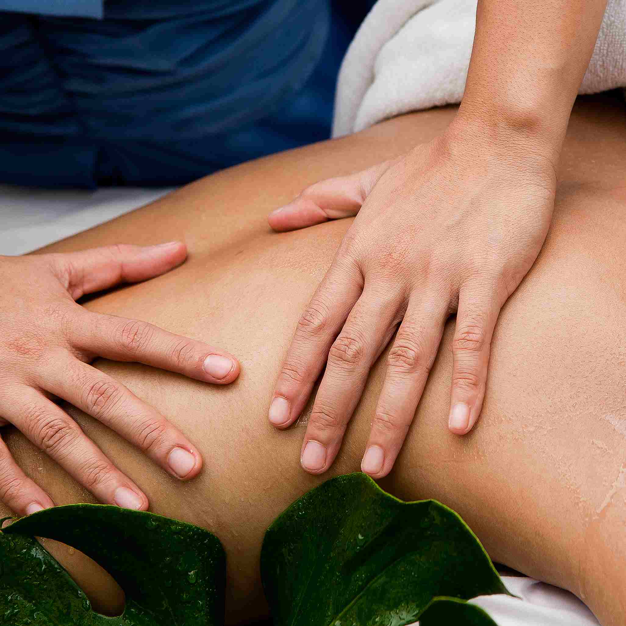 Masaje descontracturante en Villalba con Osteopata Duran